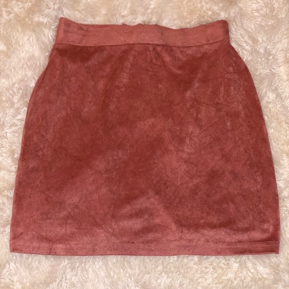 Super cute Mini Skirt - Picture 2 of 2